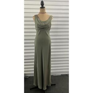 Elegant Sage Green Sleeveless Maxi Dress